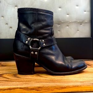 Frye Veronica Harness boot